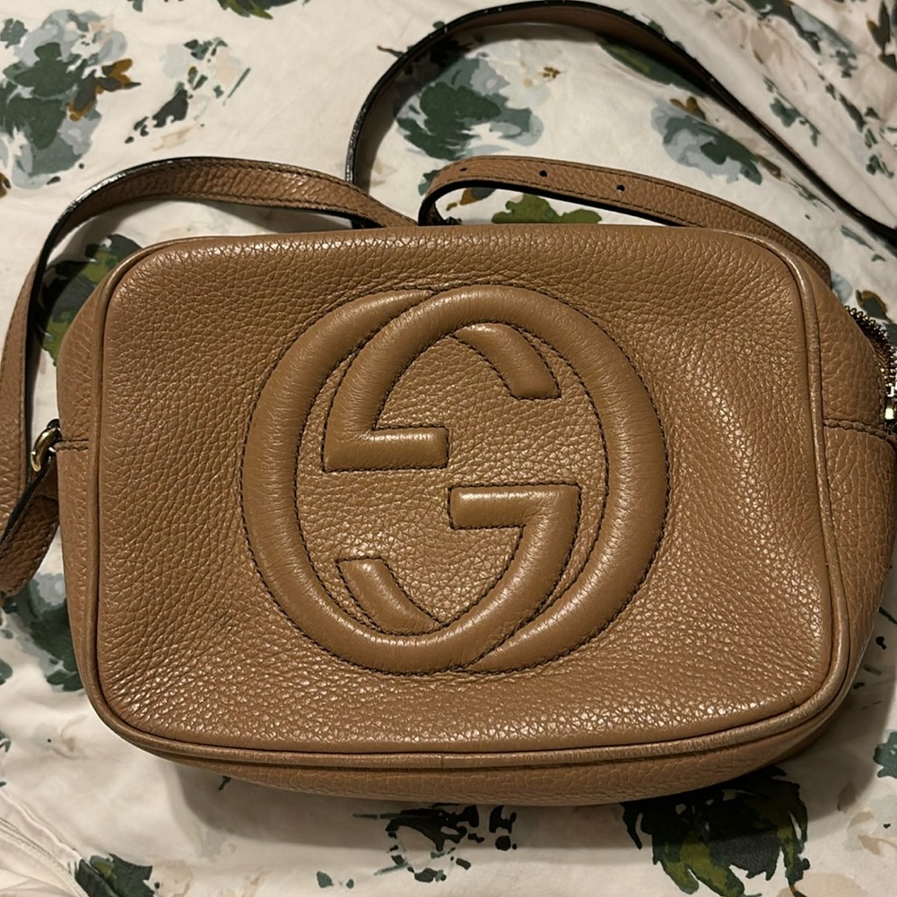 Authentic Gucci soho disco bag